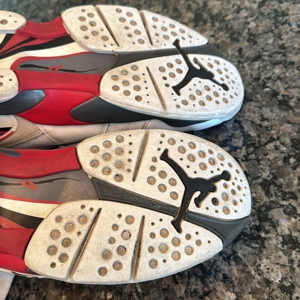 Air Jordan 8 retro bugs bunny with card White and Black Sneakers GUC 10